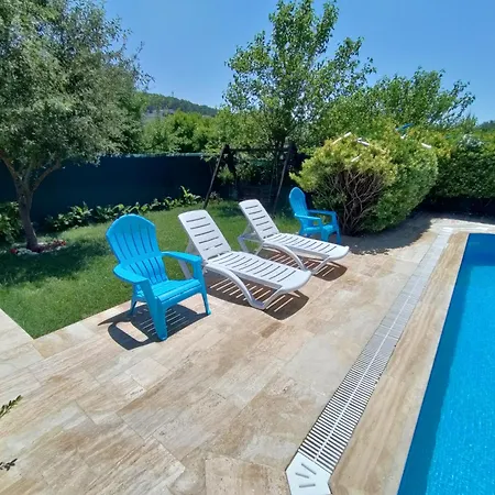 Ferhat Βίλα Ağva