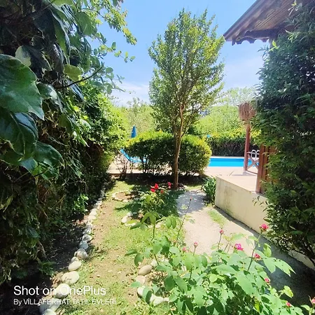 Βίλα Ferhat Ağva